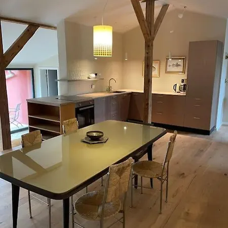 Grosse Mit Loggia Templin