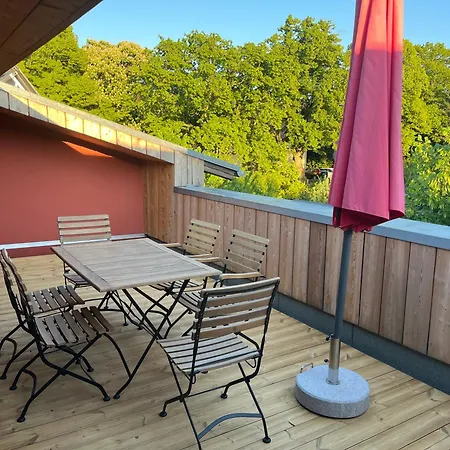 Grosse Mit Loggia Apartment *