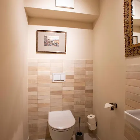 Große Mit Loggia Apartment Templin