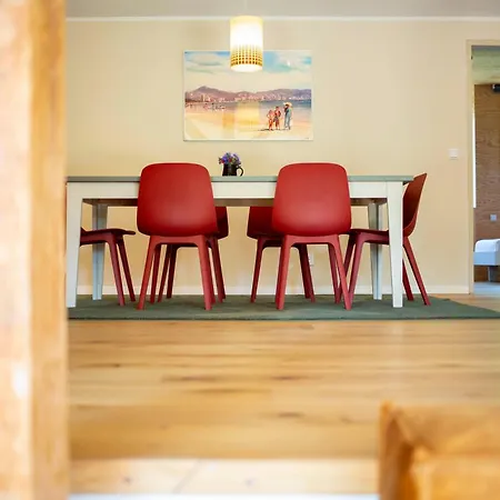 Apartment Große Mit Loggia